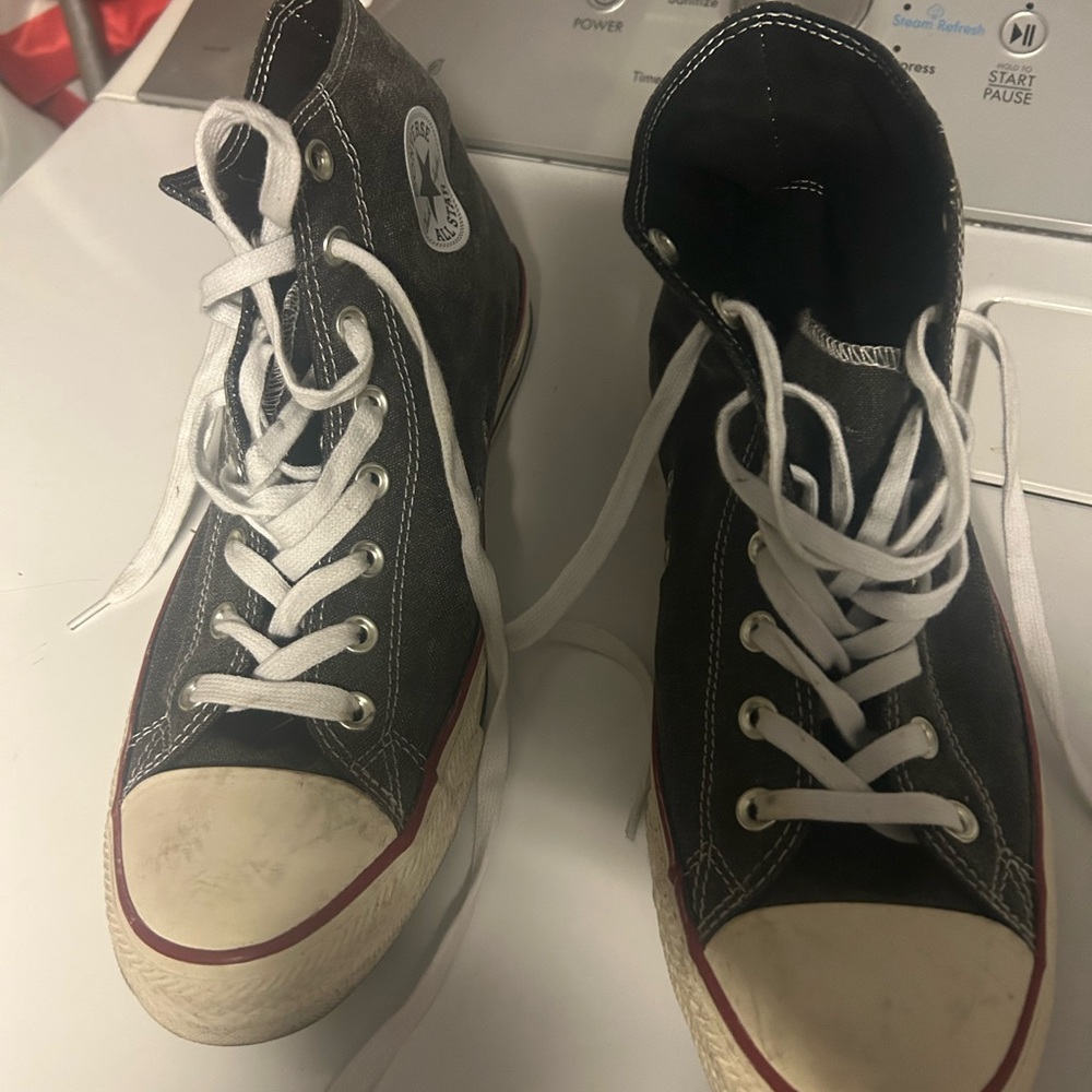 Men’s converse high top sneakers